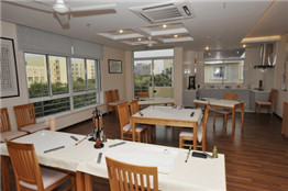 [政府实事项目]青浦区财政局认真落实惠老政策，积极应对老龄化挑战