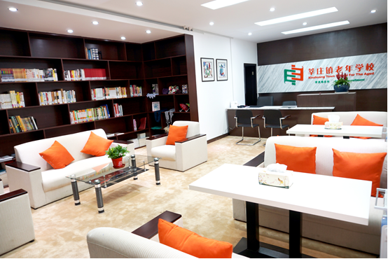 本市完成51所老年学校标准化建设