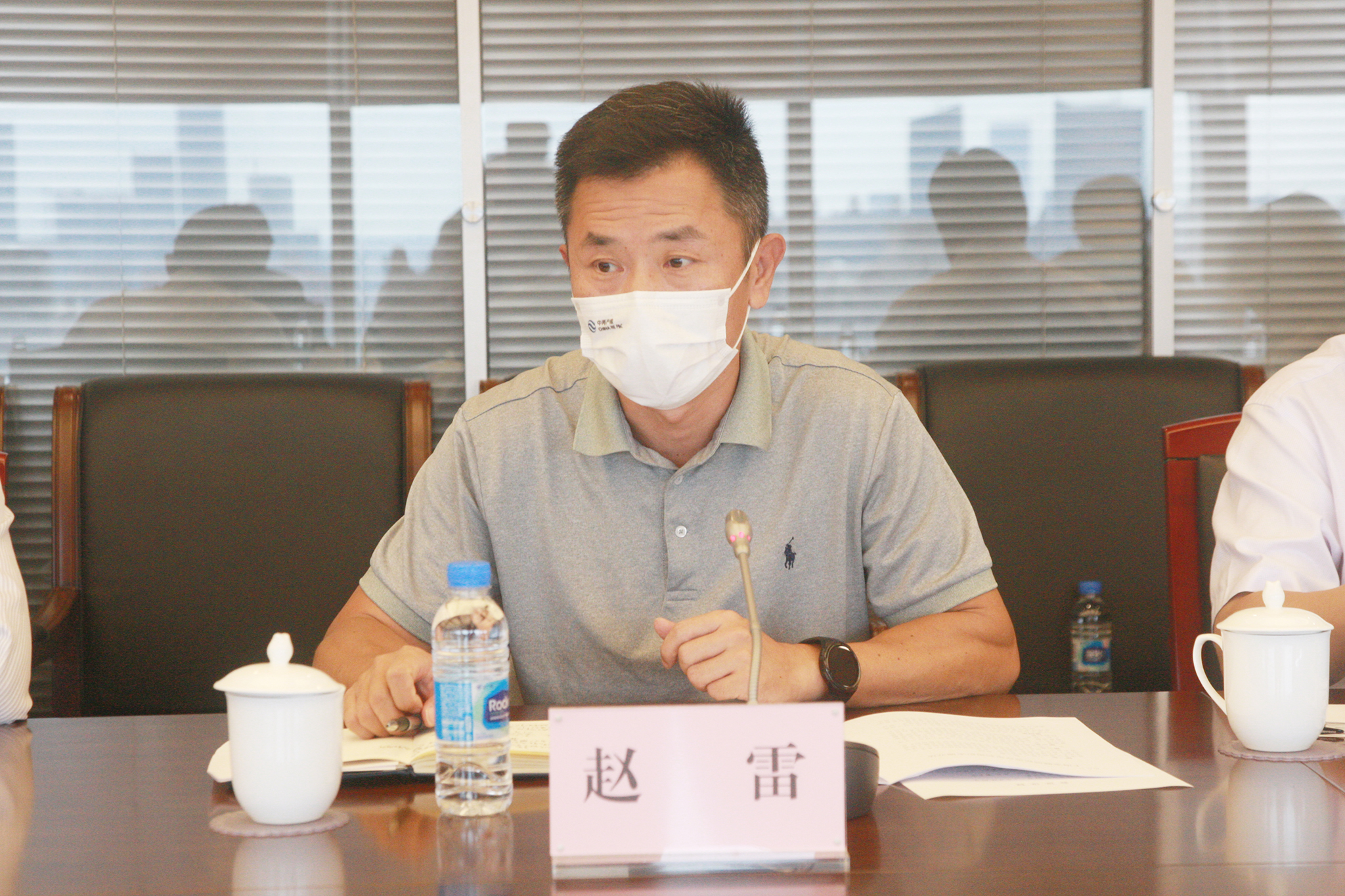 4H9U6992-1.jpg 4H9U6992-1.jpg