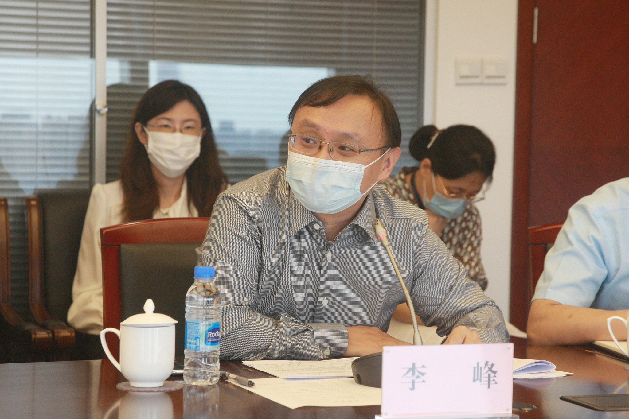 4H9U6996-1.jpg 4H9U6996-1.jpg